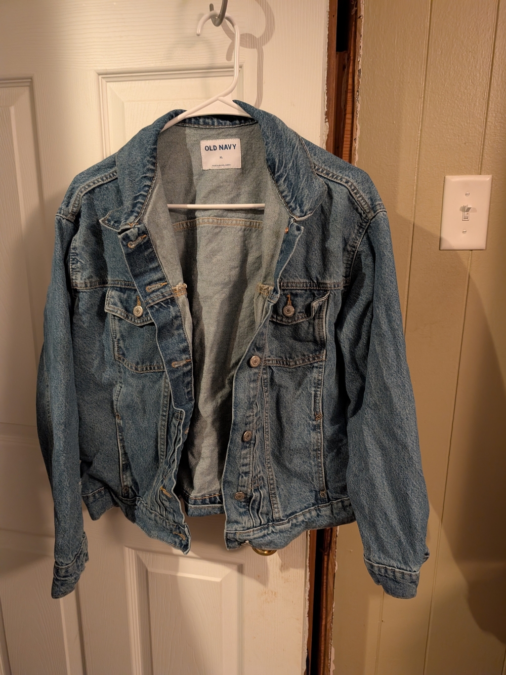 Old Navy Women's Medium Wash Denim Jacket - Light Blue